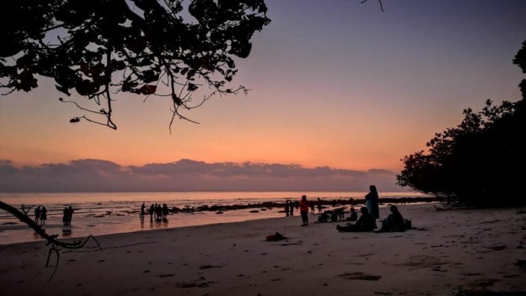 Kala Pathar Beach