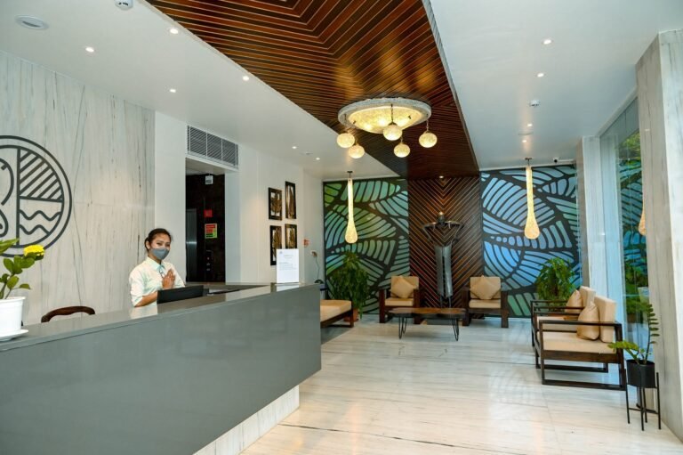 Sea Hills Hotel