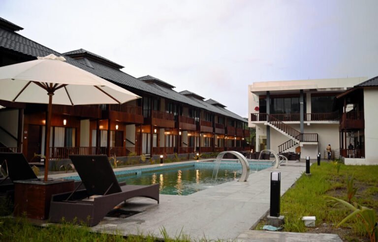 Ile Bay Resort