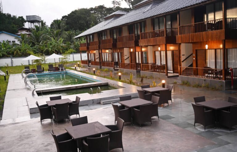 Ile Bay Resort