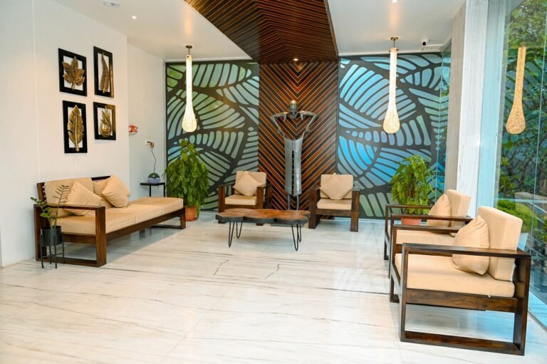 Sea Hills Hotel