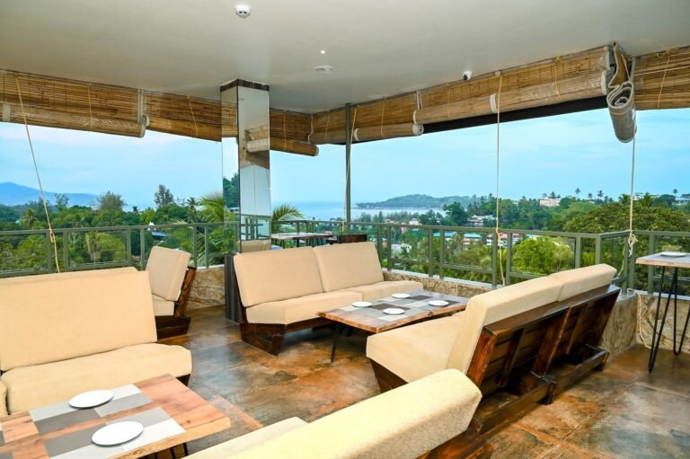 Sea Hills Hotel