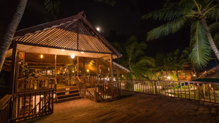 Symphony Palms a Beach Resort