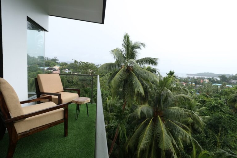 Sea Hills Hotel
