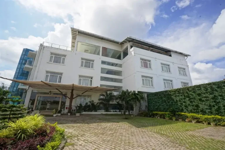 Hotel Blue Waves