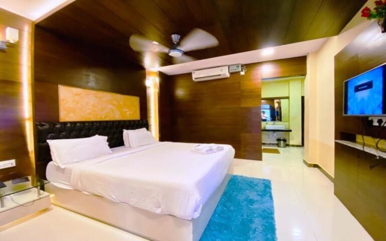 Super Deluxe Pool & Sea View